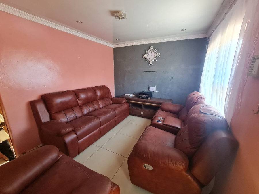 2 Bedroom Property for Sale in Mdantsane Nu 3 Eastern Cape